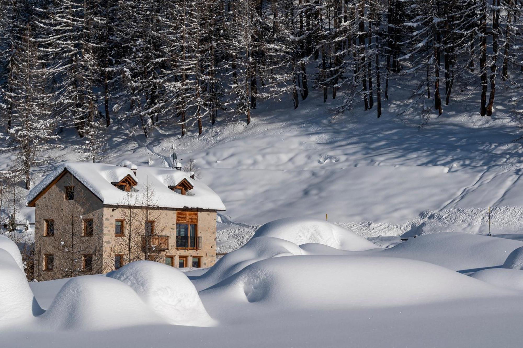 Chalet Aria Pura Livigno Exterior photo