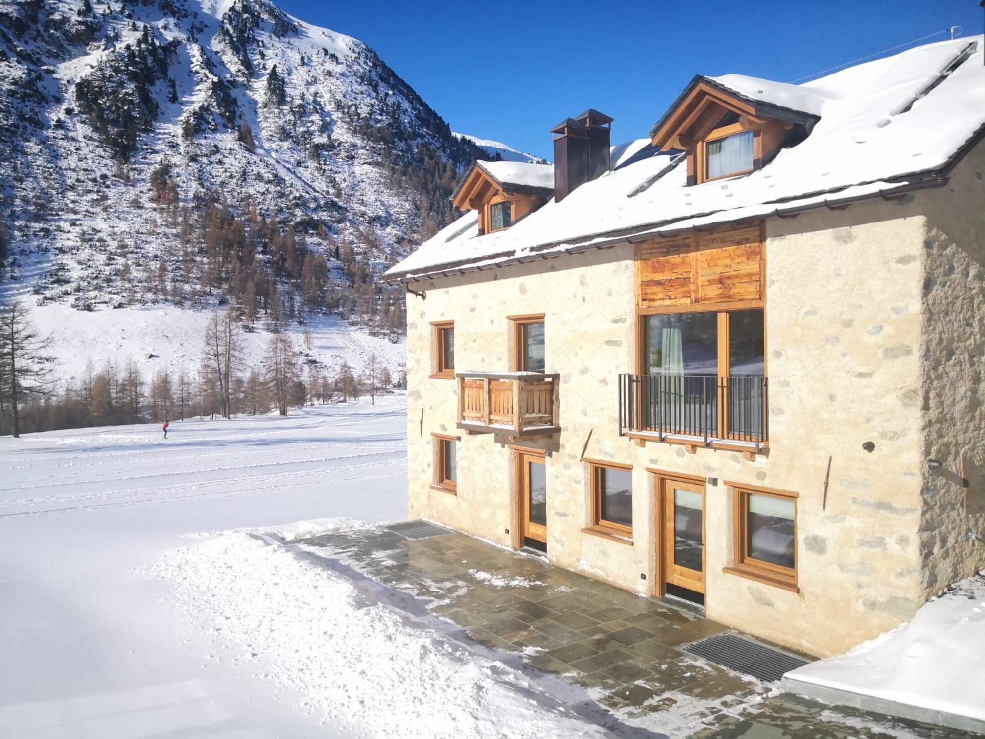 Chalet Aria Pura Livigno Exterior photo